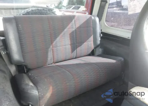 1999 Jeep Wrangler Sahara z USA, uszkodzony, nr VIN 1J4FY49S5XP465951